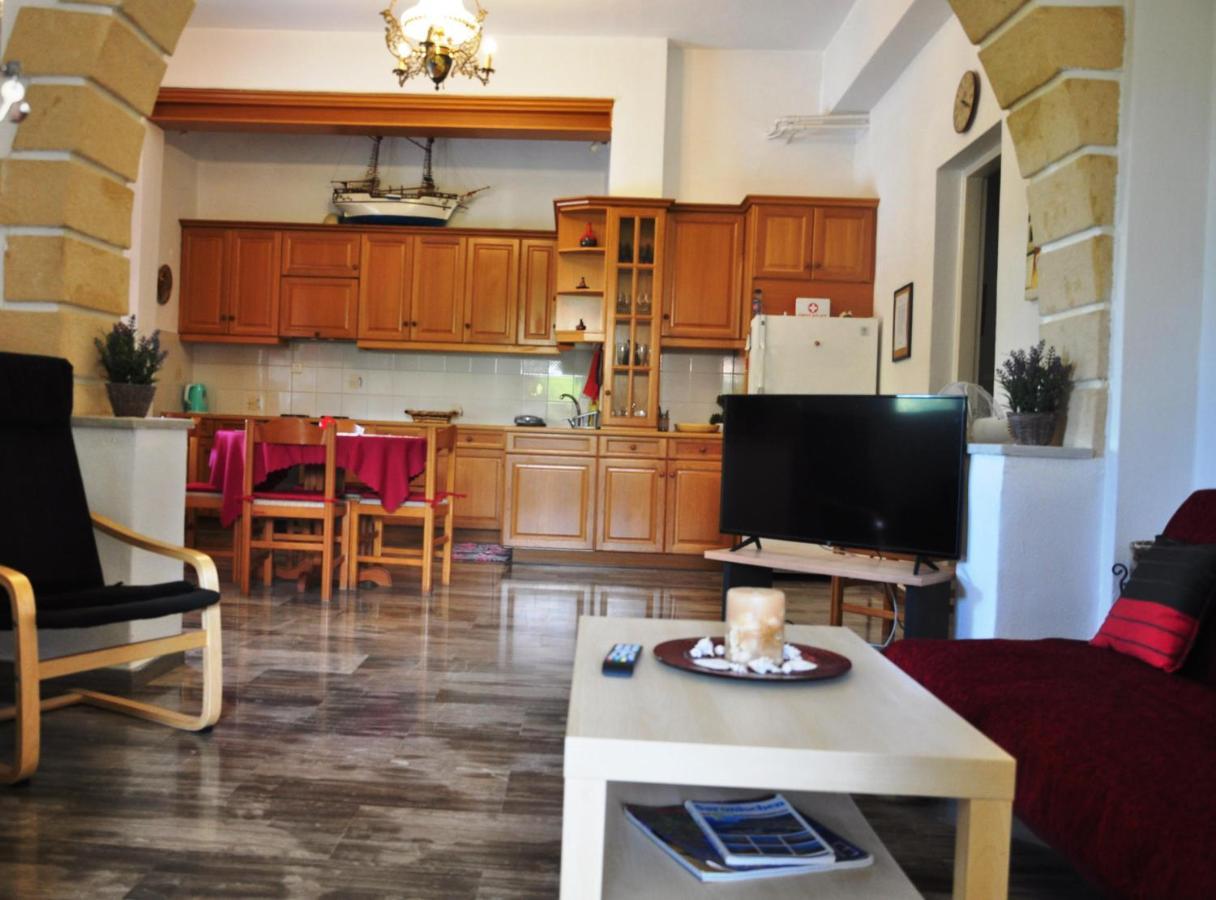 Aegina Town, Summer House Exterior foto